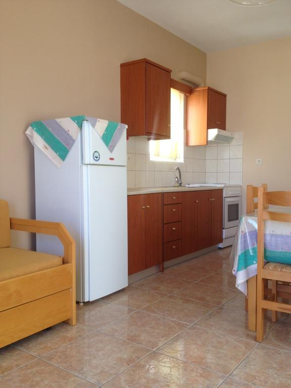 Margarita Αpartments Sea View Apartman Paleohóra Szoba fotó